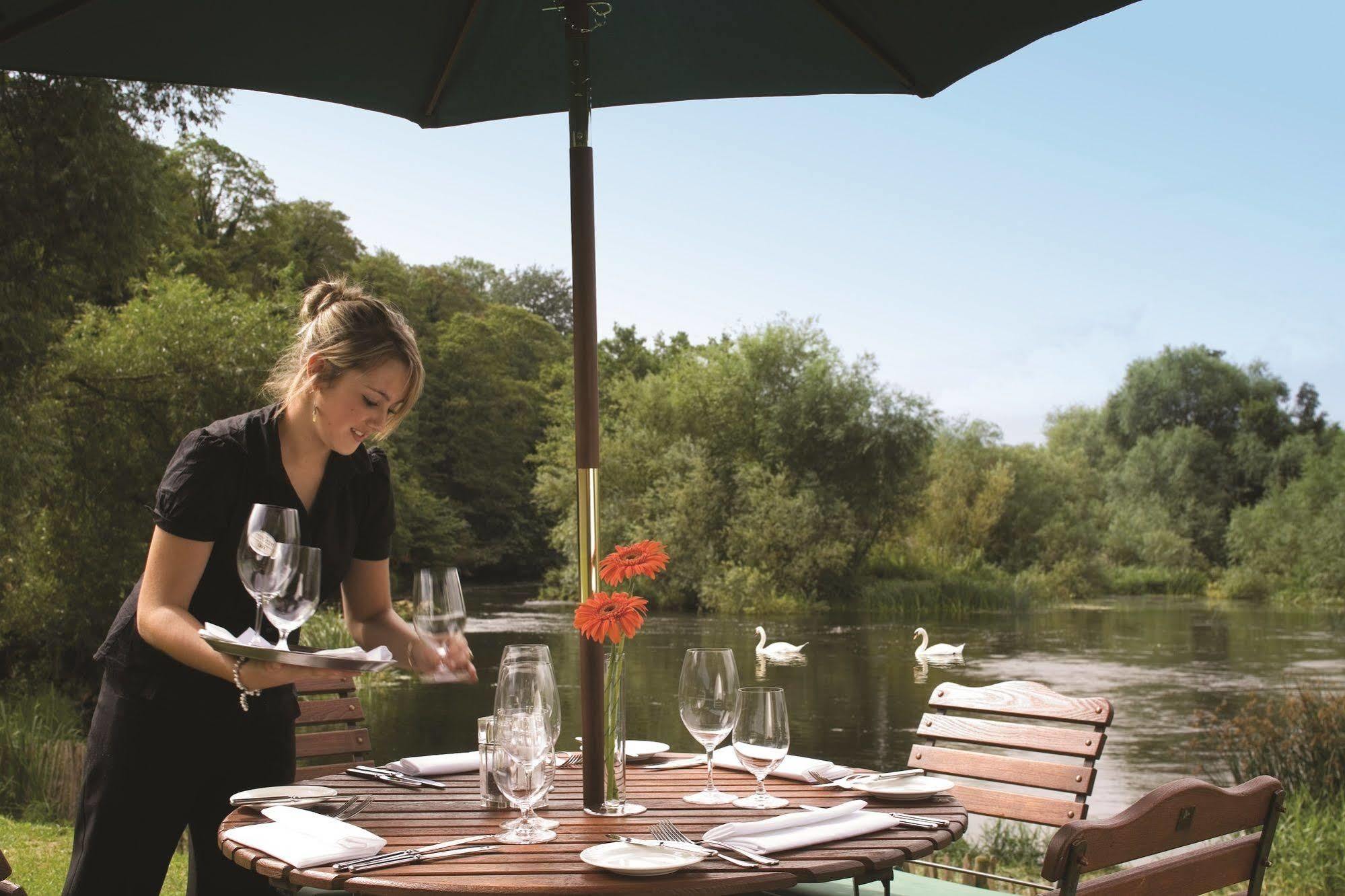 The Priest House On The River Castle Donington Restaurant photo